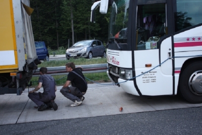 Einmal Abschleppen XXL bitte. Und der Tag wurde noch verdammt lang. Ein Wermutstropfen für eine ansonsten absolut tolle Tour.